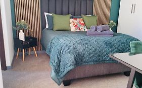 Dee-Ones At Witboom,Kenridge ,Self Catering Apartment